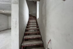 ������ 2 ����������� ������� � ������� �� 5 �����, 130 ��. �, 4 ������, �� ���. ������� ���� 16