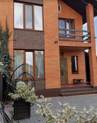 Продається 2-х поверховий дуплекс. с. Пирогово. Ремонт. 108 кв.м. фото 1 Продається 2-х поверховий дуплекс. с. Пирогово. Ремонт. 108 кв.м. фото 1