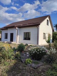 Продається житловий будинок в Старому місті, площею 130 кв.м. фото 3 Продається житловий будинок в Старому місті, площею 130 кв.м. фото 3