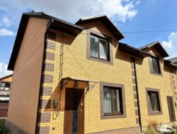 Продаж Таунхаусу Свіжий Ремонт, Всі Комунікації 105м2 фото 2 Продаж Таунхаусу Свіжий Ремонт, Всі Комунікації 105м2 фото 2