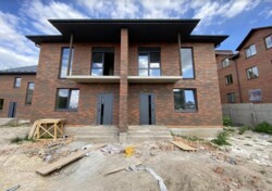 Продаж 2-х поверхового таунхаусу. Площа 92 кв.м. Внутрішні роботи. фото 1 Продаж 2-х поверхового таунхаусу. Площа 92 кв.м. Внутрішні роботи. фото 1