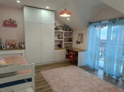 Продається розкішний танхаус з ремонтом. 121 кв. м. площа. с. Пирогово. Все сучасне якісне. фото 16 Продається розкішний танхаус з ремонтом. 121 кв. м. площа. с. Пирогово. Все сучасне якісне. фото 16