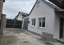 Продається компактний будинок в с. Пирогово, неподалік садиби Пирогова. Ленінський район. фото 2 Продається компактний будинок в с. Пирогово, неподалік садиби Пирогова. Ленінський район. фото 2