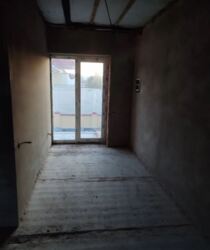 ������ 2 ����������� �������� � ������� �� 3 �����, 190 ��. �, 4 ������ ���� 6