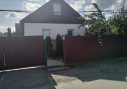 Продається 3-х кімнатний будинок. Старе місто, добрий стан. фото 1 Продається 3-х кімнатний будинок. Старе місто, добрий стан. фото 1