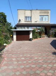 Продається 2-х поверховий будинок в р-ні Замостя. Добрий стан. Площа 196 кв.м. фото 1 Продається 2-х поверховий будинок в р-ні Замостя. Добрий стан. Площа 196 кв.м. фото 1