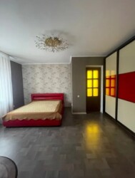 Продається 3-х поверховий будинок 250 кв.м. Старе місто. Реонт фото 4 Продається 3-х поверховий будинок 250 кв.м. Старе місто. Реонт фото 4