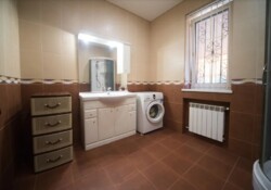  2-  ,   , 209 ..  10