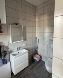   110 ..  . .   ,  .  9