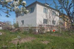 Продаж 2 поверхового будинку з ділянкою на 10 соток, 311 кв. м, 7 кімнат, на вул. Шереметка фото 16 Продаж 2 поверхового будинку з ділянкою на 10 соток, 311 кв. м, 7 кімнат, на вул. Шереметка фото 16