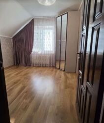 ������ 2 ����������� ������� � ��������� � ������� �� 4.5 �����, 137 ��. �, 4 ������, �� ��. ���������� ���� 1