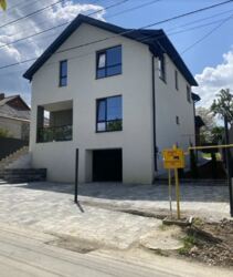 Продаж 2 поверхового будинку з ділянкою на 6 соток, 195 кв. м, 4 кімнати, на вул. Миколи Стаховського фото 2 Продаж 2 поверхового будинку з ділянкою на 6 соток, 195 кв. м, 4 кімнати, на вул. Миколи Стаховського фото 2