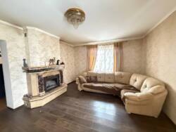 Продаж 2 поверхового будинку з ділянкою на 5 соток, 217.7 кв. м, 4 кімнати фото 1 Продаж 2 поверхового будинку з ділянкою на 5 соток, 217.7 кв. м, 4 кімнати фото 1