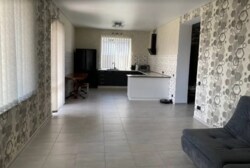 Продається 2-х поверховий житловий будинок, 200 кв.м. Ленінський район фото 9 Продається 2-х поверховий житловий будинок, 200 кв.м. Ленінський район фото 9