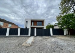 Продається 2 поверховий будинок з ділянкою на 6 соток, 150 кв. м Ленінський район фото 2 Продається 2 поверховий будинок з ділянкою на 6 соток, 150 кв. м Ленінський район фото 2