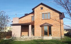 Продається 2-х поверховий будинок, новий, потребує ремонту, Старе місто фото 1 Продається 2-х поверховий будинок, новий, потребує ремонту, Старе місто фото 1