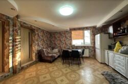 Продаж 2 поверхового будинку з ділянкою на 4 сотки, 202 кв. м, 4 кімнати, на вул. Аграрна фото 23 Продаж 2 поверхового будинку з ділянкою на 4 сотки, 202 кв. м, 4 кімнати, на вул. Аграрна фото 23