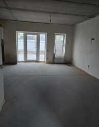 ЧУДОВЕ МІСЦЕ, ВИГІДНА ЦІНА. Продаж 2 поверхового таунхауса з ділянкою на 2 сотки, 90 кв. м, 2 кімнати. фото 9 ЧУДОВЕ МІСЦЕ, ВИГІДНА ЦІНА. Продаж 2 поверхового таунхауса з ділянкою на 2 сотки, 90 кв. м, 2 кімнати. фото 9