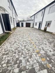 ПРОДАЖ 2-ПОВЕРХОВОГО ТАУНХАУСА З ДІЛЯНКОЮ вул. Євгена Сверстюка, район Корея фото 5 ПРОДАЖ 2-ПОВЕРХОВОГО ТАУНХАУСА З ДІЛЯНКОЮ вул. Євгена Сверстюка, район Корея фото 5