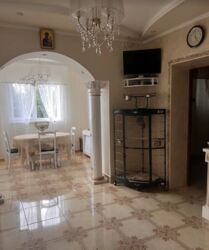 Продаж 2 поверхового будинку бесідка і ділянкою на 3 сотки, 230 кв. м, 4 кімнати, на вул. Михайла Драгоманова фото 9 Продаж 2 поверхового будинку бесідка і ділянкою на 3 сотки, 230 кв. м, 4 кімнати, на вул. Михайла Драгоманова фото 9