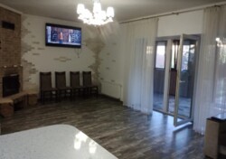 Продаж 2 поверхового таунхауса з ділянкою на 4 сотки, 132 кв. м, 4 кімнати фото 12 Продаж 2 поверхового таунхауса з ділянкою на 4 сотки, 132 кв. м, 4 кімнати фото 12