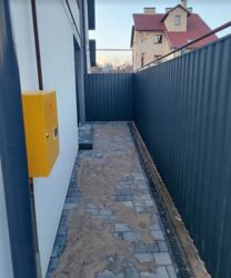 ������ 2 ����������� �������� � ������� �� 3 �����, 175 ��. �, 4 ������ ���� 2