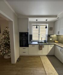 Продаж 3 поверхового будинку з гаражем і ділянкою на 5 соток, 220 кв. м, 4 кімнати. Відмінний стан. фото 11 Продаж 3 поверхового будинку з гаражем і ділянкою на 5 соток, 220 кв. м, 4 кімнати. Відмінний стан. фото 11