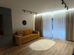 Продається розкішний танхаус з ремонтом. 121 кв. м. площа. с. Пирогово. Все сучасне якісне. фото 10 Продається розкішний танхаус з ремонтом. 121 кв. м. площа. с. Пирогово. Все сучасне якісне. фото 10