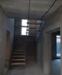 ������ 2 ����������� �������� � ������� �� 3 �����, 190 ��. �, 4 ������ ���� 13