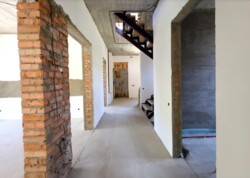 Продаэться 2-х поверховий житловий будинок р-н Пятничани фото 14 Продаэться 2-х поверховий житловий будинок р-н Пятничани фото 14