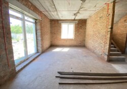 Продається 2-х поверховий будинок, без ремонту. Р-н Пятничани. фото 6 Продається 2-х поверховий будинок, без ремонту. Р-н Пятничани. фото 6