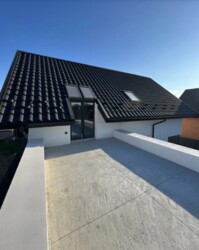 Продається 2-х поверховий будинок, Старе місто, без внутрішніх робіт фото 8 Продається 2-х поверховий будинок, Старе місто, без внутрішніх робіт фото 8