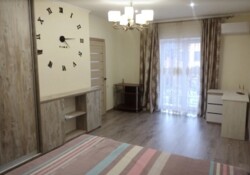 Продаж 2 поверхового таунхауса з ділянкою на 4 сотки, 132 кв. м, 4 кімнати фото 3 Продаж 2 поверхового таунхауса з ділянкою на 4 сотки, 132 кв. м, 4 кімнати фото 3