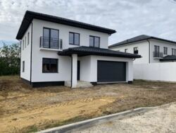 Продається будинок 200 кв.м. в елітному районі міста над Бугом. фото 5 Продається будинок 200 кв.м. в елітному районі міста над Бугом. фото 5