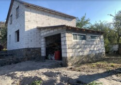 Продаж 2 поверхового будинку з ділянкою на 4 сотки, 100 кв. м, 3 кімнати фото 13 Продаж 2 поверхового будинку з ділянкою на 4 сотки, 100 кв. м, 3 кімнати фото 13