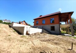 Продаэться 2-х поверховий житловий будинок р-н Пятничани фото 7 Продаэться 2-х поверховий житловий будинок р-н Пятничани фото 7