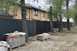 Продається таунхаус в с. Пирогово. Без ремонту. Добра ціна. фото 8 Продається таунхаус в с. Пирогово. Без ремонту. Добра ціна. фото 8