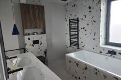 ������ 2 ����������� ������� � �������� � ������� �� 1000 �����, 325 ��. �, 4 ������, �� ���. ����� ���� 29