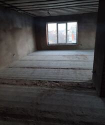 ������ 2 ����������� �������� � ������� �� 3 �����, 175 ��. �, 4 ������ ���� 6