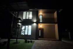 Продаж 2 поверхового будинку з ділянкою на 8 соток, 160 кв. м, 4 кімнати фото 3 Продаж 2 поверхового будинку з ділянкою на 8 соток, 160 кв. м, 4 кімнати фото 3