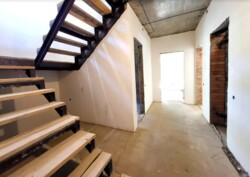 Продаэться 2-х поверховий житловий будинок р-н Пятничани фото 26 Продаэться 2-х поверховий житловий будинок р-н Пятничани фото 26