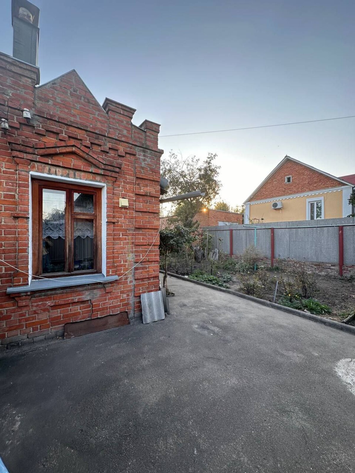 Продаж половини будинку р-н Роменської (недалеко від монастиря) фото 1 Продаж половини будинку р-н Роменської (недалеко від монастиря) фото 1