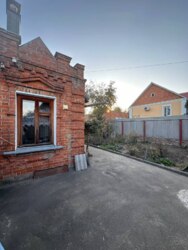 Продаж половини будинку р-н Роменської (недалеко від монастиря) фото 1 Продаж половини будинку р-н Роменської (недалеко від монастиря) фото 1