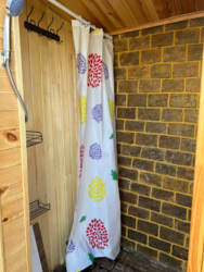 Продаж дачі в садівничому товаристві 'Бджола' (р-н Косівщини) фото 7 Продаж дачі в садівничому товаристві 'Бджола' (р-н Косівщини) фото 7