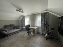 Продаж двох окремих будинків на одній земельній ділянці по вул.Чехова фото 5 Продаж двох окремих будинків на одній земельній ділянці по вул.Чехова фото 5