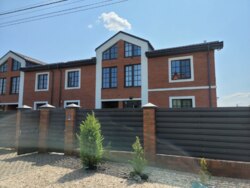 Продаж двоповерхового таунхаусу в р-ні Ганнівка фото 2 Продаж двоповерхового таунхаусу в р-ні Ганнівка фото 2