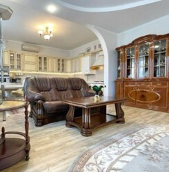 Продаж будинку вул. Аграрна (р-н Роменської) фото 4 Продаж будинку вул. Аграрна (р-н Роменської) фото 4