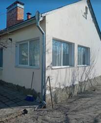 Продаж будинку з верандою + гараж в р-н Веретинівки фото 1 Продаж будинку з верандою + гараж в р-н Веретинівки фото 1