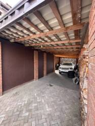 Продаж великого будинку з ремонтом вул. Бузкова (р-н Ганнівки) фото 4 Продаж великого будинку з ремонтом вул. Бузкова (р-н Ганнівки) фото 4