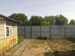 Продаж ділянки з будинком у с. Новоселиця фото 2 Продаж ділянки з будинком у с. Новоселиця фото 2